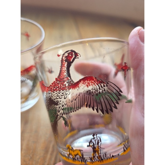 Vintage Pheasant Hunting Shot Glasses Set of 3 Hunter and Dog Bird Scene Clear - Picture 11 of 12